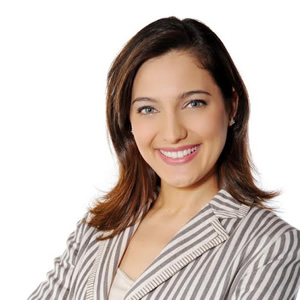 Mar&iacute;lia Queiroz